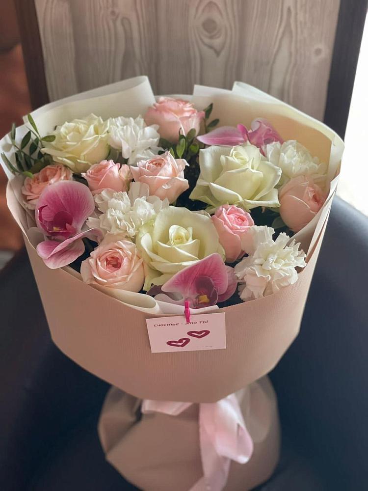 Букет цветов из: Орхидеи, Розы и Гвоздики в Жуковский