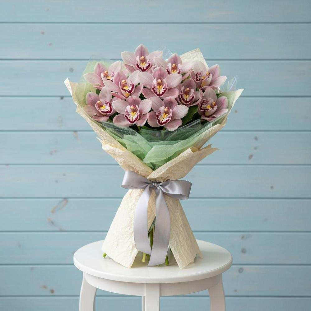 Букет цветов из: Орхидеи и Розы в Жуковский