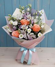 Букет цветов из:  Лизиантусы, Розы, Альстромерии и Гипсофила в Жуковский