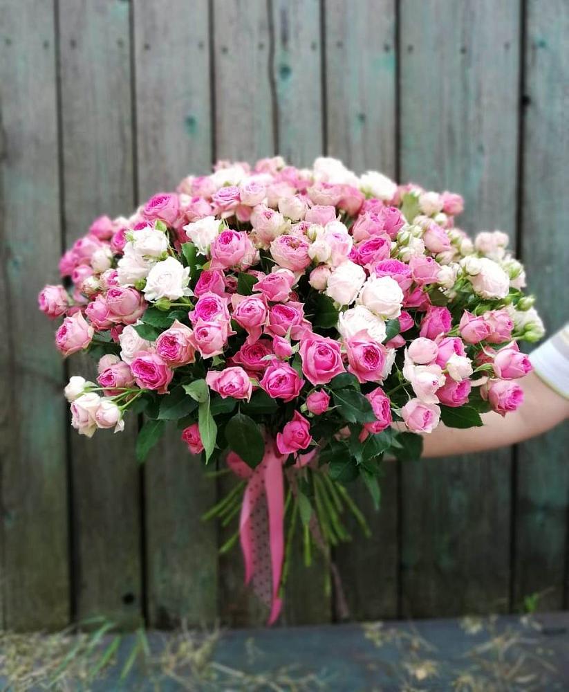 Букет Розовые кустовые розы Натали и Лав Лидия в Жуковский