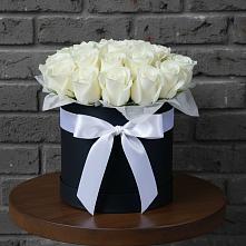 Цветочная композиция из Розы в шляпной коробке в Жуковский