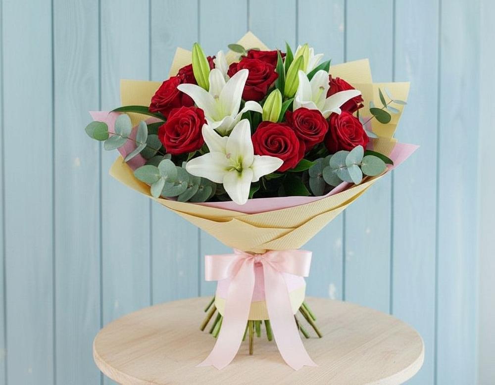 Букет цветов из: Лилии и Розы в Жуковский